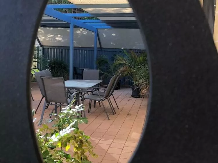 هتل Pelican S Nest