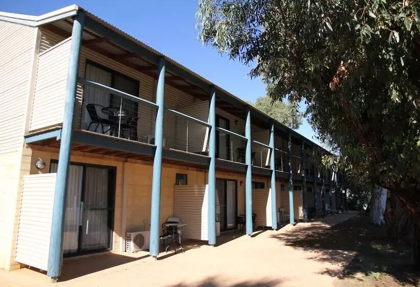 هتل Pelican S Nest