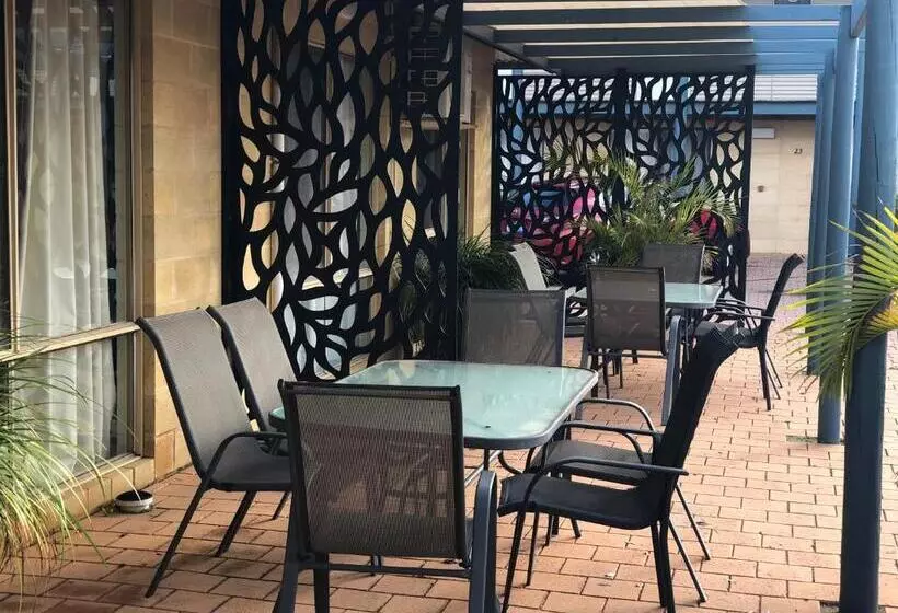 هتل Pelican S Nest