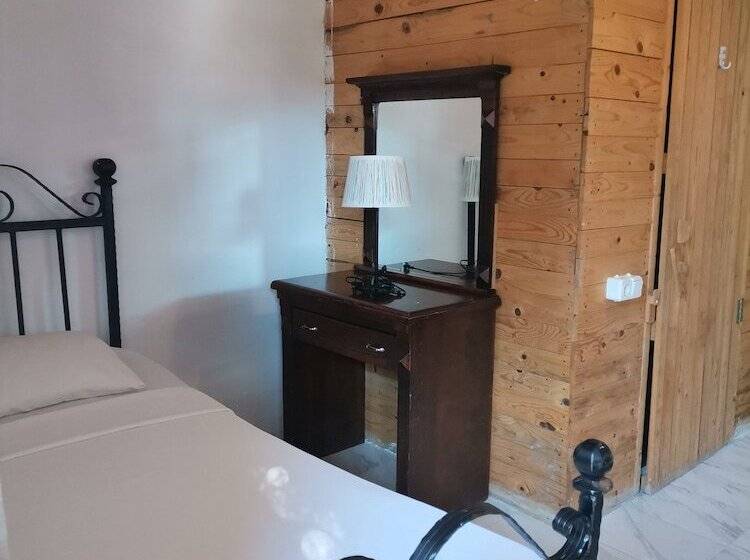 Отель Pitosbungalows