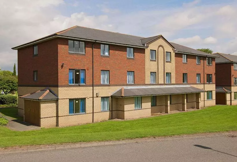 هتل Telford University Rooms