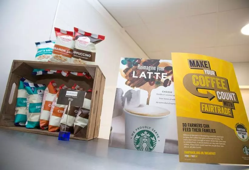 هتل Telford University Rooms