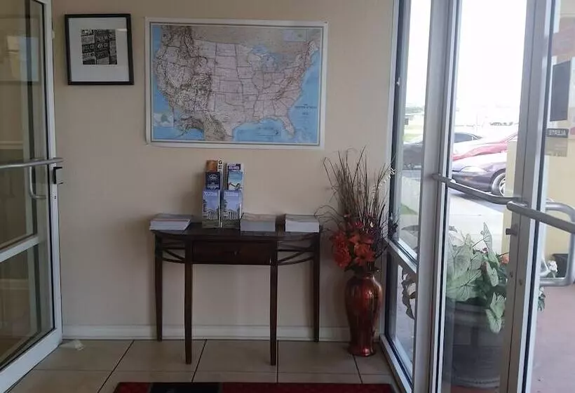 ホテル The Rutledge Inn