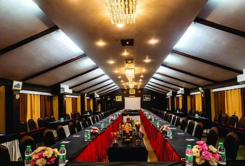 Seasons Hotels & Resorts