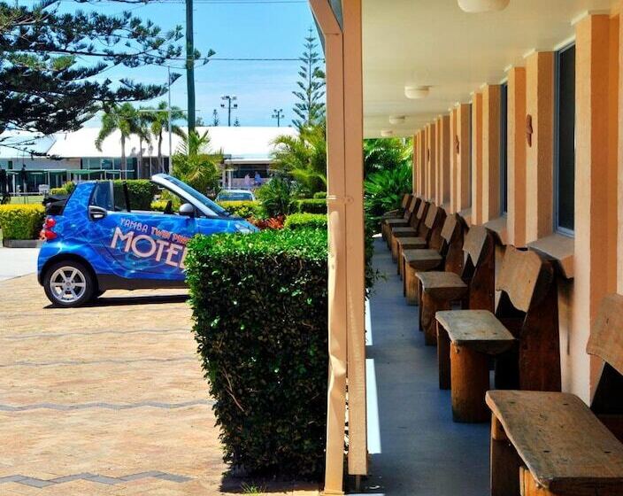 Yamba Twin Pines Motel