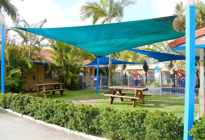 Yamba Twin Pines Motel