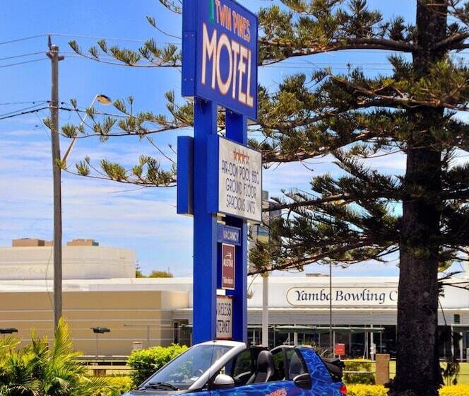 Yamba Twin Pines Motel