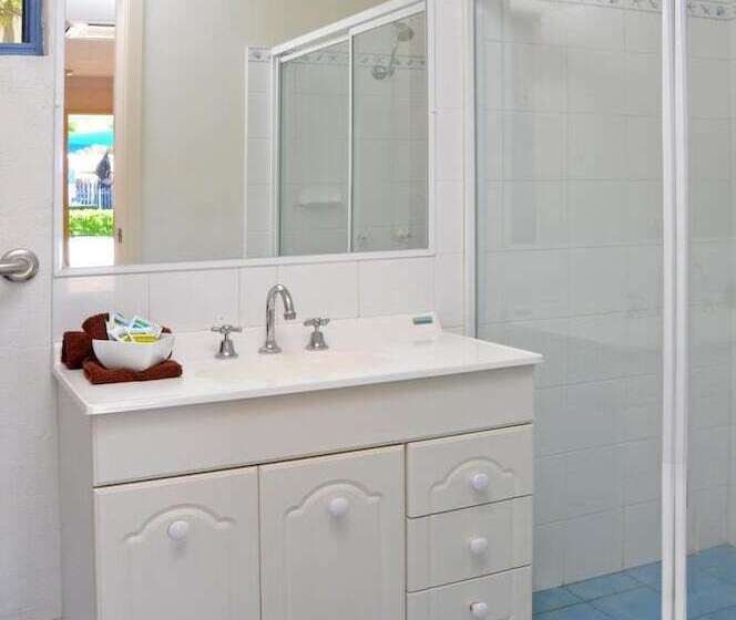 Yamba Twin Pines Motel