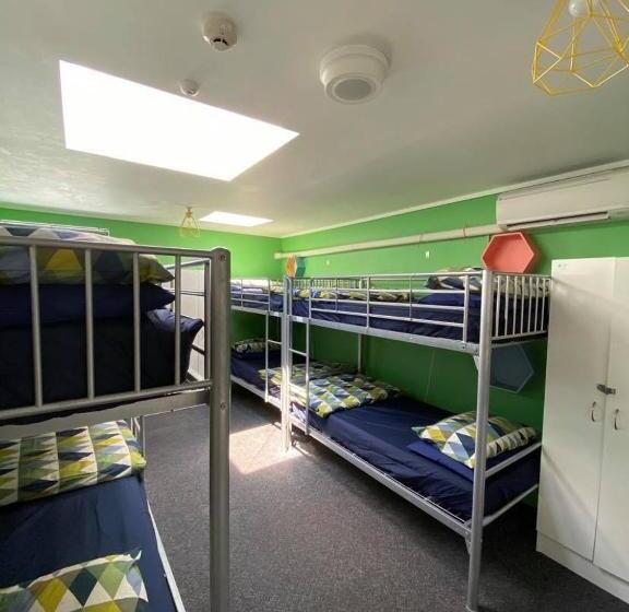 הוסטל Hello! Accommodation