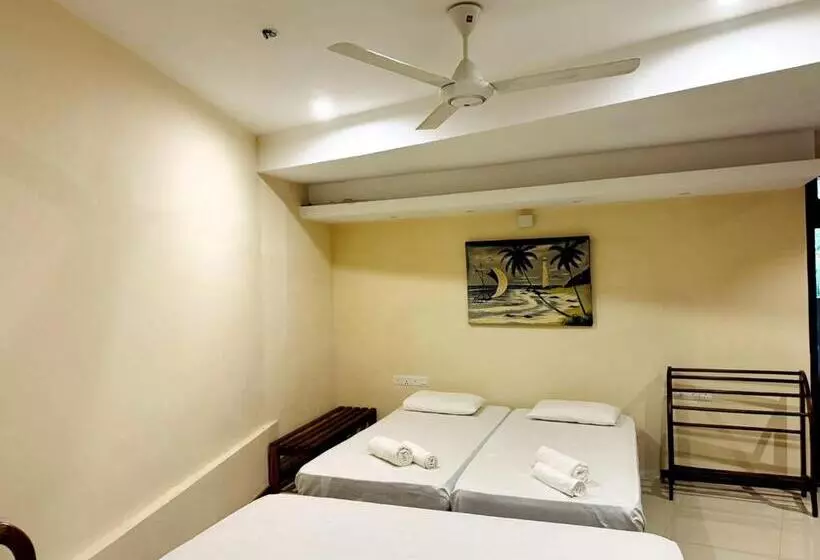 민박 Rivorich Residence Kandy