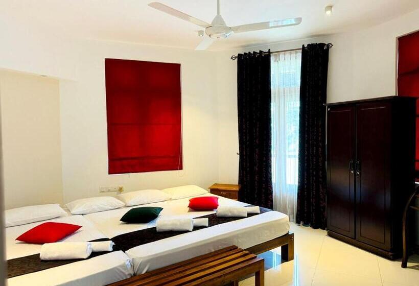 مبيت وإفطار Rivorich Residence Kandy