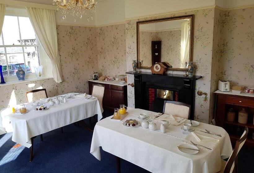 مبيت وإفطار Upper Letton Farmhouse