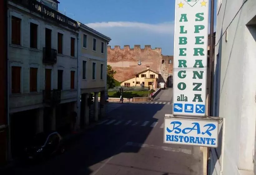 בית מלון כפרי Speranza