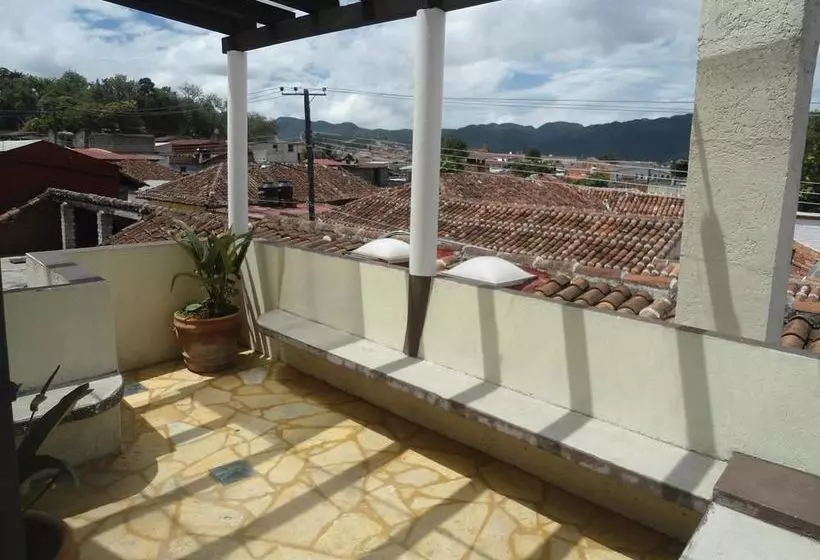 호텔 Capital O Anthara Arte