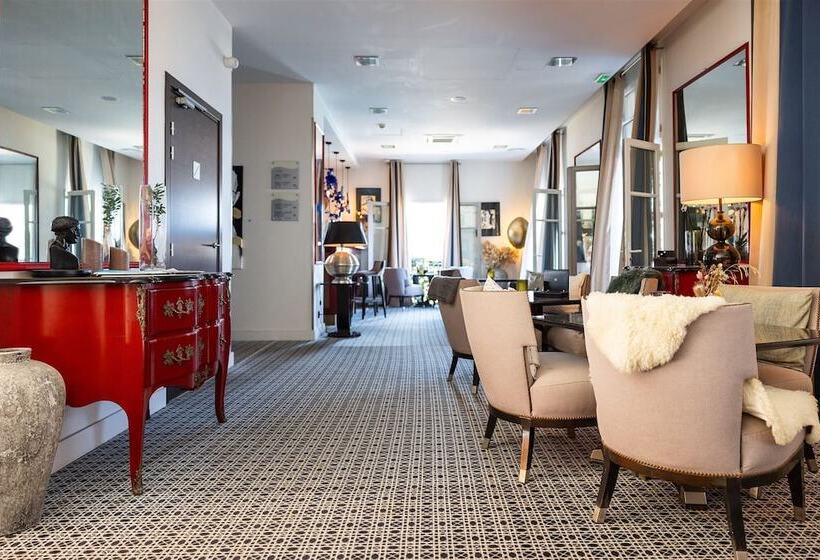 هتل Des Gouverneurs