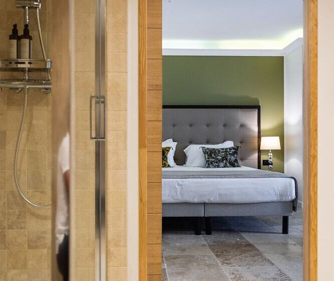 هتل Des Gouverneurs