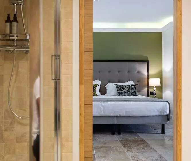 هتل Des Gouverneurs