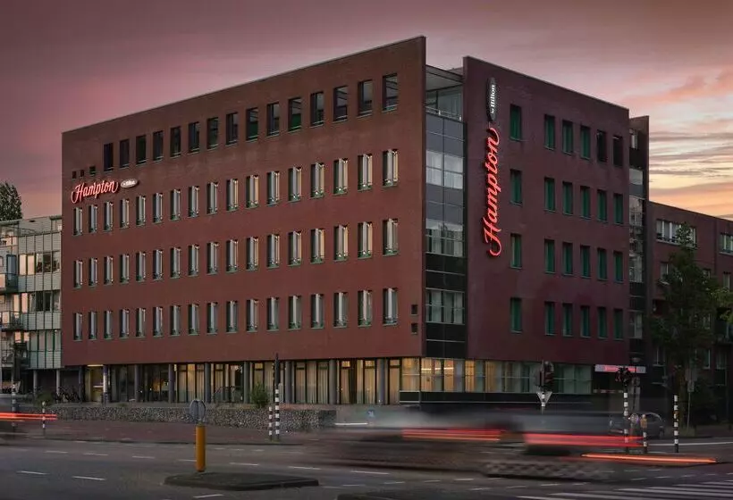 ホテル Hampton By Hilton Amsterdam Centre East