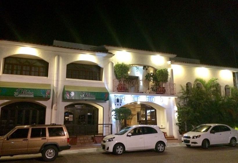 Hotel Plaza Loreto Centro Historico