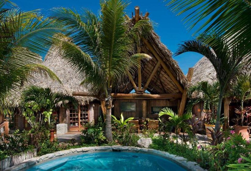 فندق Ramon's Village Resort