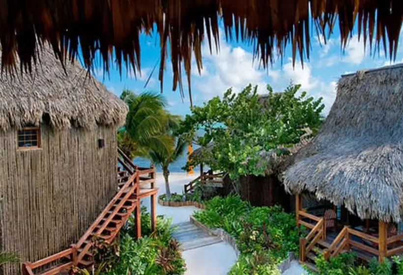 هتل Ramon's Village Resort