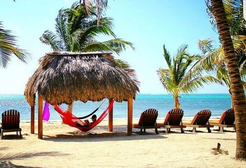 فندق Ramon's Village Resort