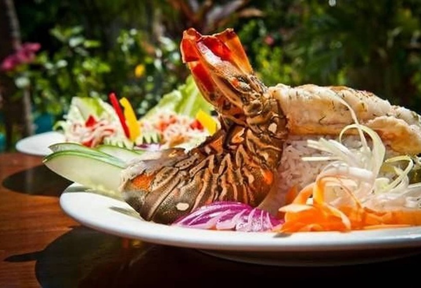 فندق Ramon's Village Resort