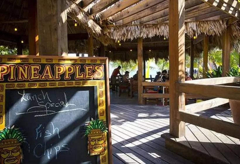 هتل Ramon's Village Resort