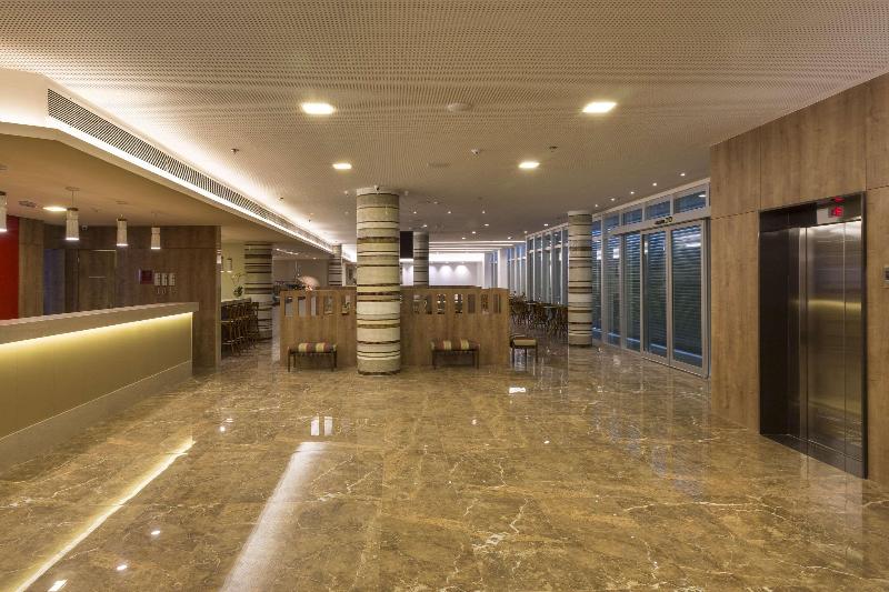 هتل Sleep Inn Praia Do Canto