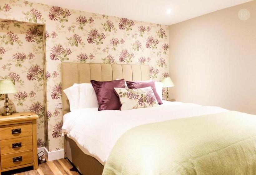 בית מלון כפרי The White Lion, Soberton