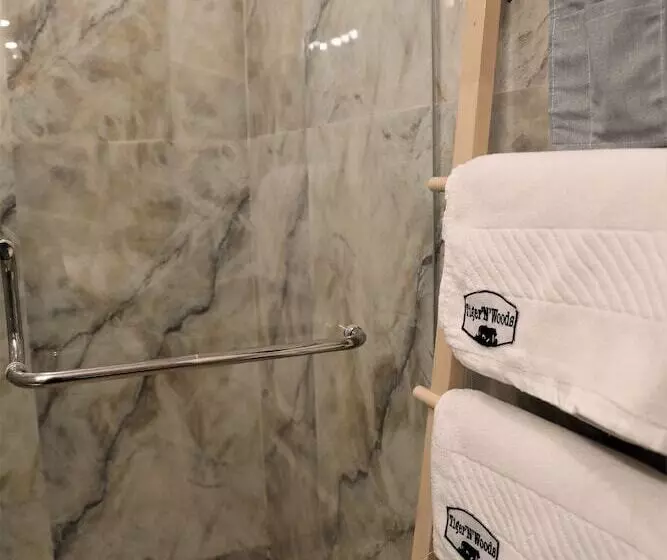 Hotelli Tiger N Woods Resort