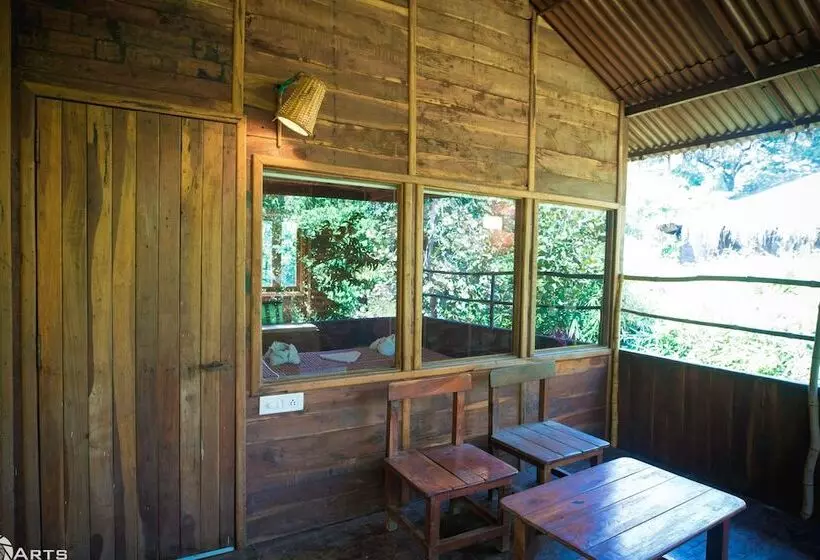 Hotelli Tiger N Woods Resort