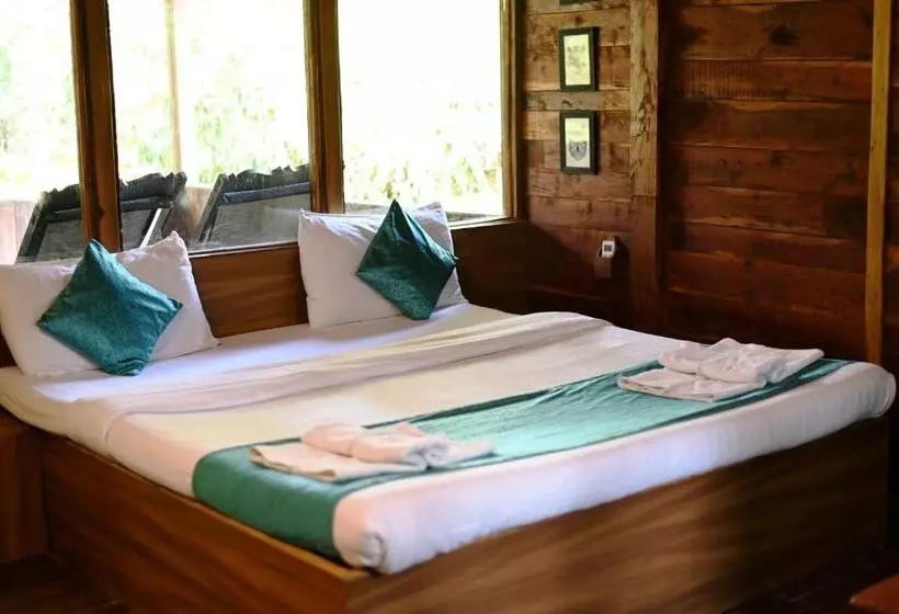 Hotelli Tiger N Woods Resort