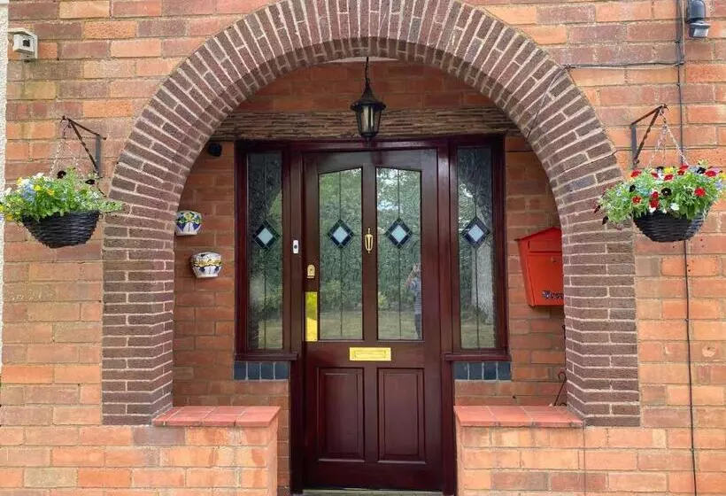 Orchard Side Bed And Breakfast