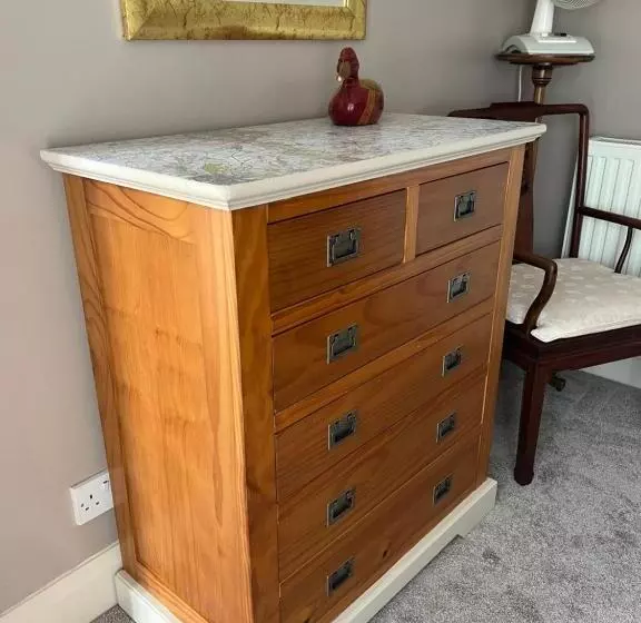 Orchard Side Bed And Breakfast