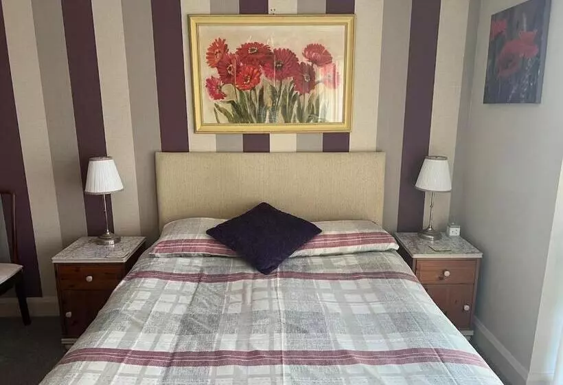 Orchard Side Bed And Breakfast