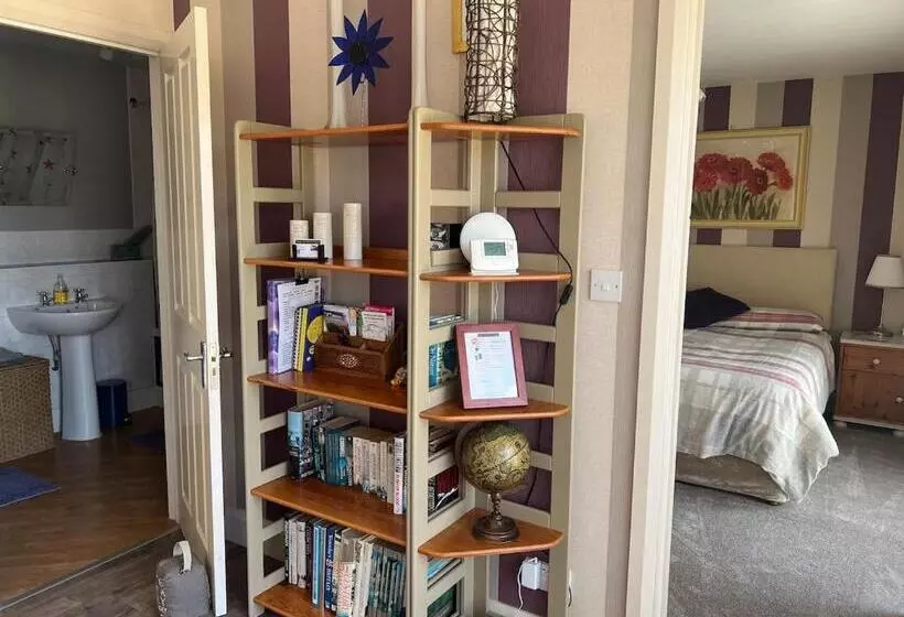 Orchard Side Bed And Breakfast