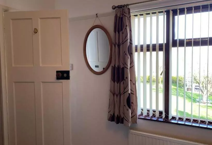 Orchard Side Bed And Breakfast