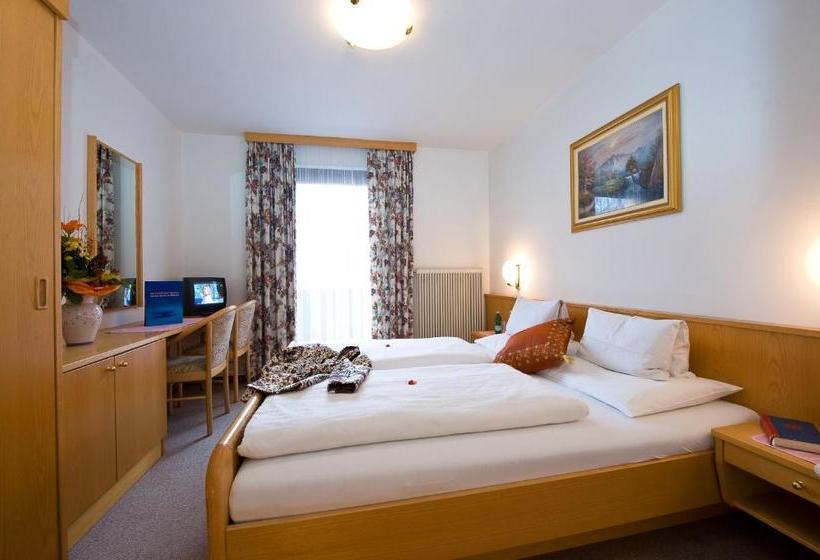 بنسيون Gästehaus Im Pfarrhof