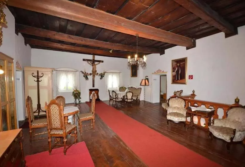 פנסיון Gästehaus Im Pfarrhof