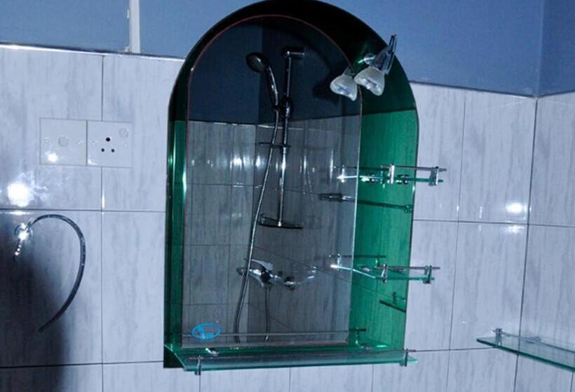 Pension (Hôtel basse catégorie) Little Paradise