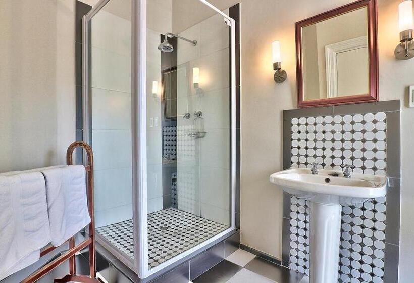 פנסיון The Cape Colonial Guest House