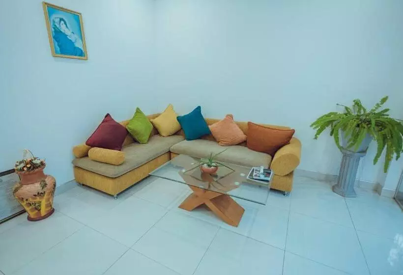 Пансион The Cappuccino