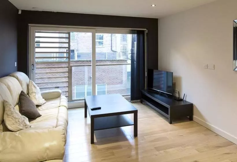 The Sawmill Apartment