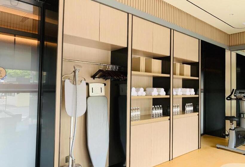 Ji Hotel Shanghai Meilong Wanhui International Plaza