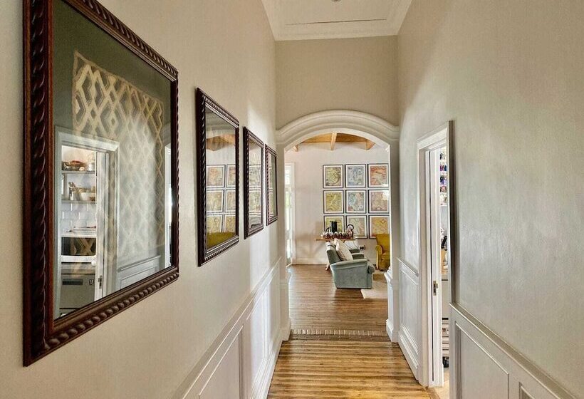 مبيت وإفطار Banhoek Corner Guesthouse