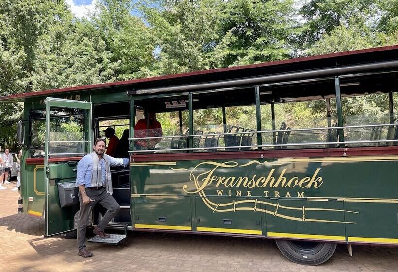 مبيت وإفطار Banhoek Corner Guesthouse