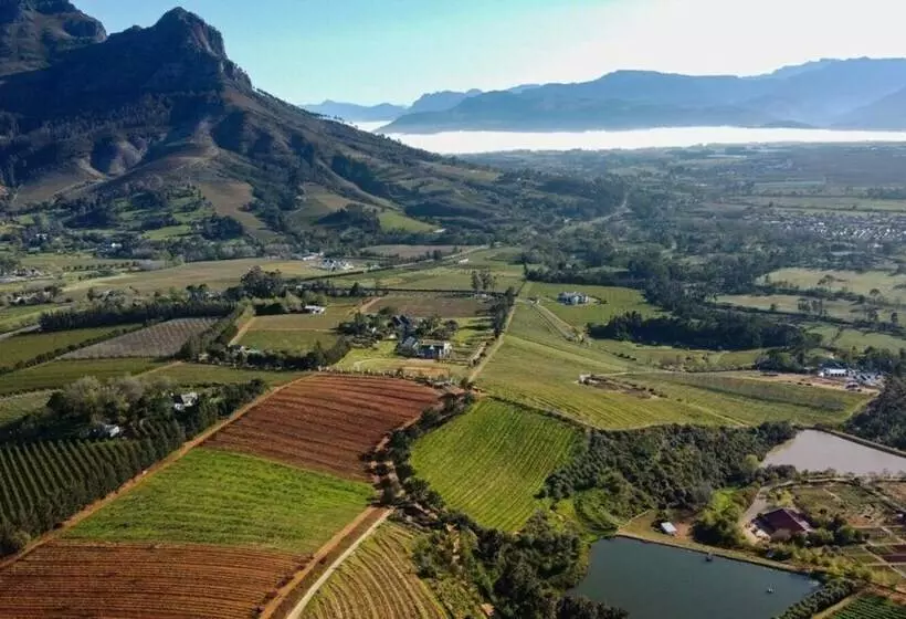 Aamiaismajoitus (B&B) Banhoek Corner Guesthouse