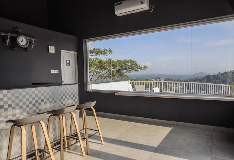 Nocleg ze śniadaniem The Summit