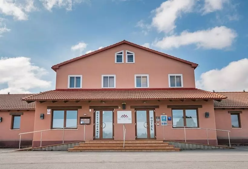 Hotelli Puerta De Javalambre